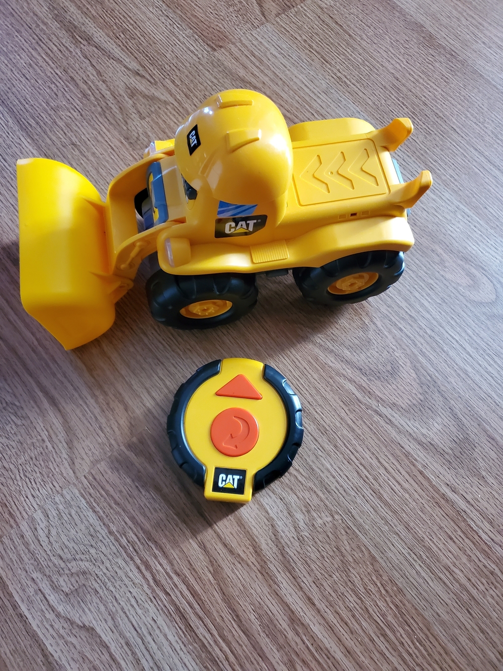 CAT Remote Control Bulldozer Toy